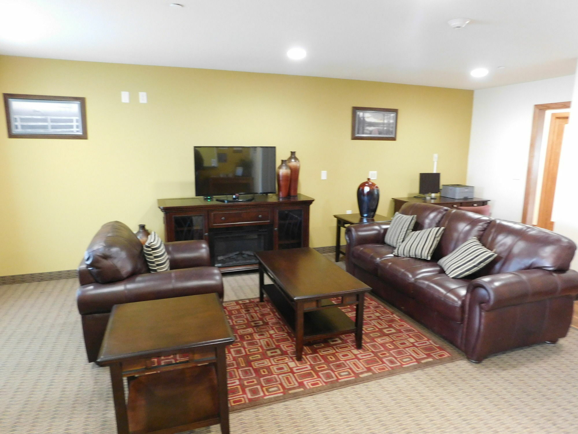Days Inn & Suites By Wyndham Rochester South Εξωτερικό φωτογραφία